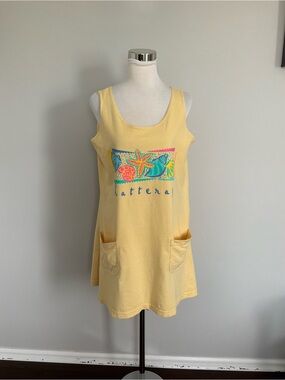 VTG ‘97 ON WHITE Sea Shells Design Yellow Cotton Dress “Hatteras” USA Made M/L